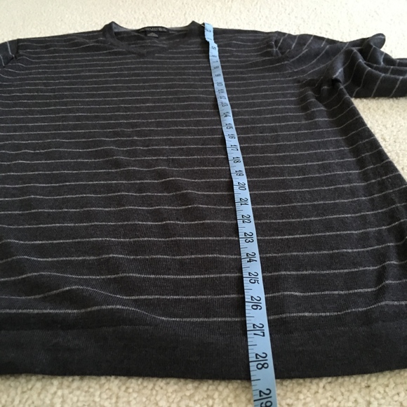 Vintage BANANA REPUBLIC mens Italian Merino Sweater, large - Picture 3 of 4